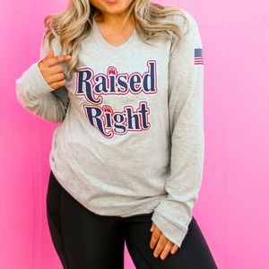 NWT Jadelynn Brooke Raised Right Long Sleeve Tee Size Small